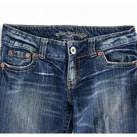 American Eagle Outfitters Women’s Y2K Blue Denim Low-rise Flare Jeans Size 4 - Picture 4 of 8